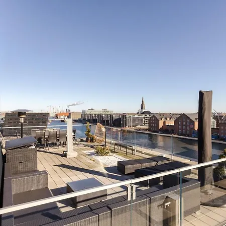 Luxury Harbourfront Penthouse With Private Rooftop Köpenhamn