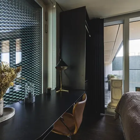 Luxury Harbourfront Penthouse With Private Rooftop * Copenhague