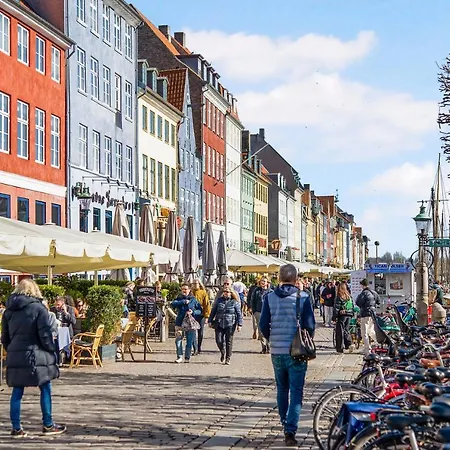 Apartment Sanders Main - Endearing Two-bedroom Duplex With A Balcony Next To Magical Nyhavn *