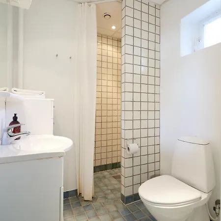 Xl Flat W 3 Bedrooms By Kings Garden In Cph