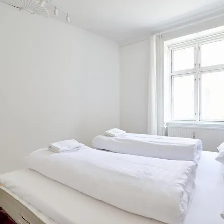 Xl Flat W 3 Bedrooms By Kings Garden In Cph Appartement