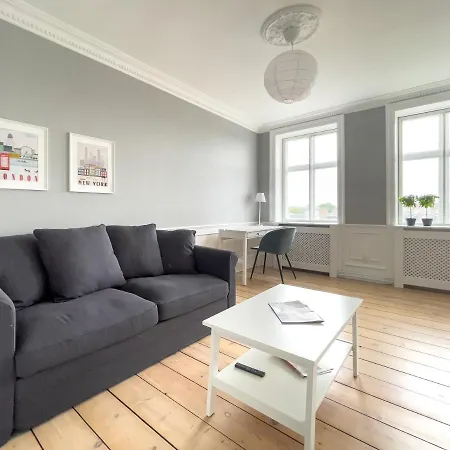 Appartement Stylish Classic Danish Design