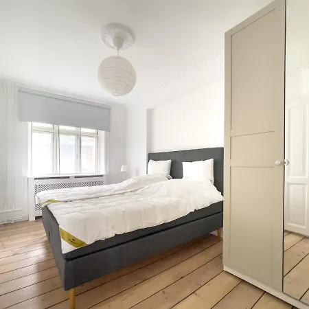 Stylish Classic Danish Design Appartement *