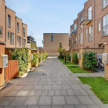 Sanders Field's - Chic Three-bedroom Townhouse With Private Terrace Apartment *
