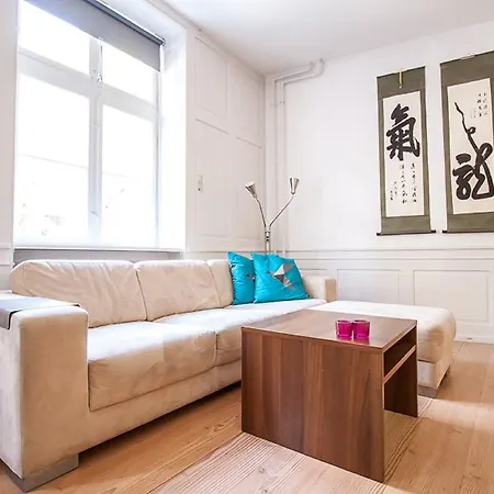 Central Apartment *