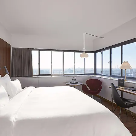 Hotel Radisson Collection Royal Hotel, 5*