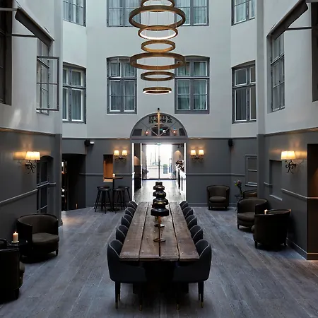 Skt. Annæ Hotel 4*
