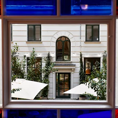 Coco Hotel 4*