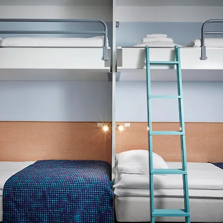 Hotel Metro 2*
