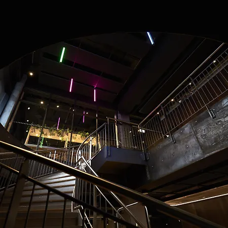 Steel House Albergue *