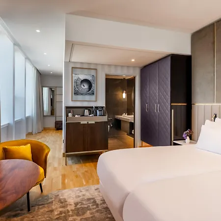 Nh Collection Hotel