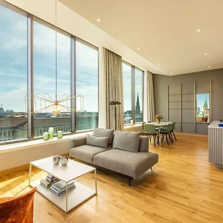Nh Collection Hotel