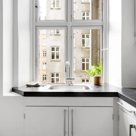Sanders Stage - Perfectly Planned Three-bedroom Near Nyhavn Apartment Copenhagen