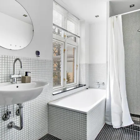Apartment Sanders Stage - Perfectly Planned Three-bedroom Near Nyhavn