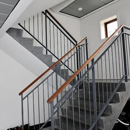 Scandi-hygge 2 Bedroom In Charming Christianshavn Apartment *