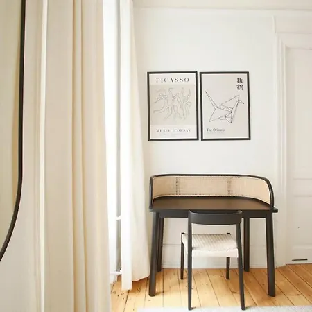 아파트 Large & Bright 3br W Whirlpool Near Metro 코펜하겐