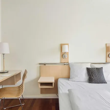 Hotel Western Airport 3*