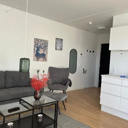 Royal Arena - Brand New Fully Furnished *