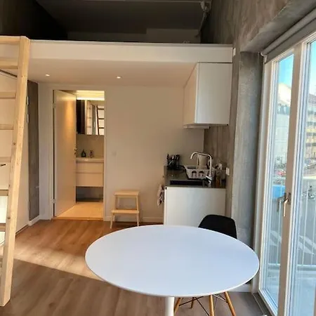 City Apartment *