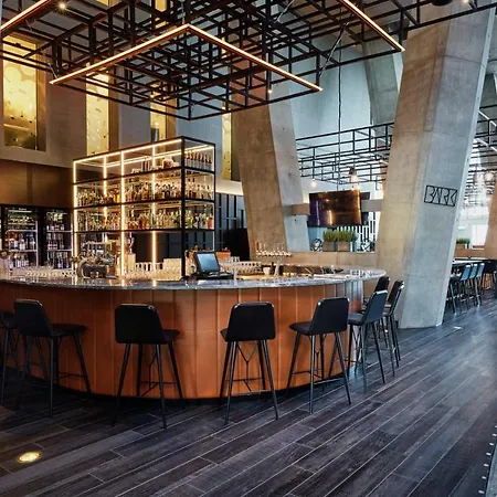 Crowne Plaza Towers By Ihg