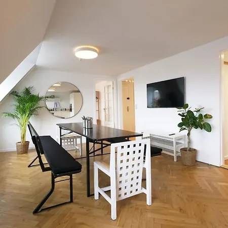 6 Persons Kopenhagen