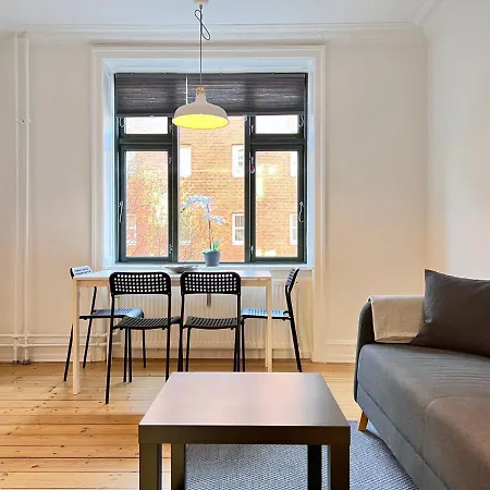 Lejlighed Two Bedroom In Copenhagen, Brohusgade 16,