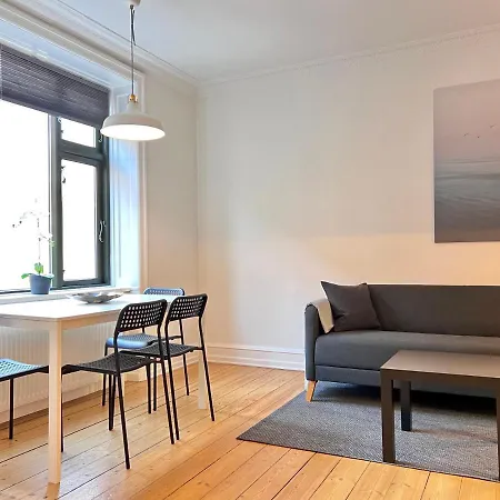 Two Bedroom In Copenhagen, Brohusgade 16, Lejlighed