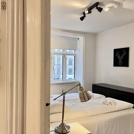 Two Bedroom In Copenhagen, Rantzausgade 32,