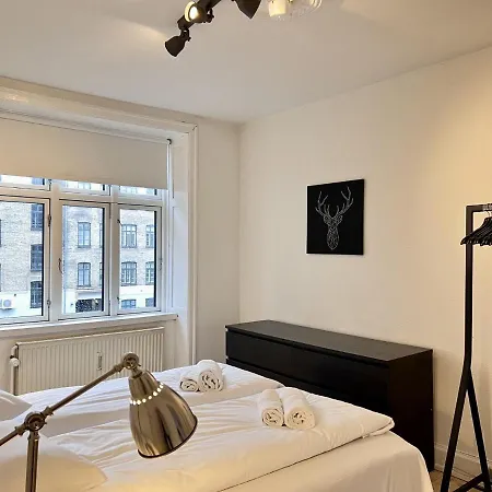 Two Bedroom In Copenhagen, Rantzausgade 32, Lejlighed København