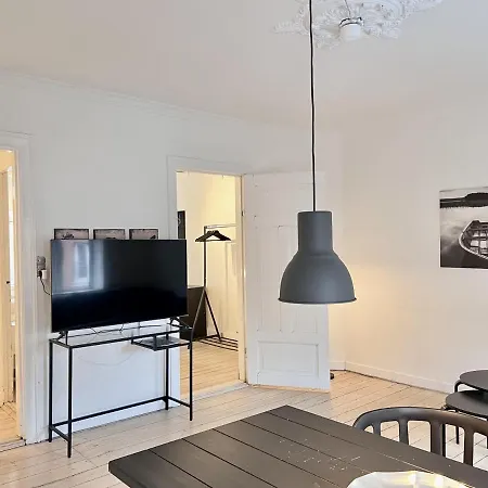Lejlighed Two Bedroom In Copenhagen, Rantzausgade 32, København