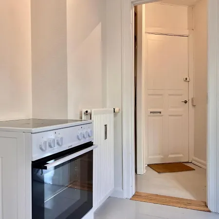 Two Bedroom In Copenhagen, Brohusgade 16, *