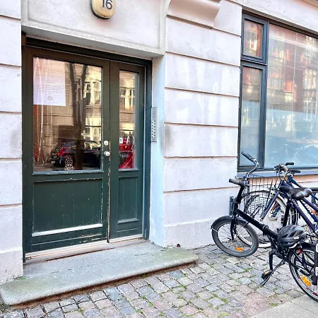 Two Bedroom In Copenhagen, Brohusgade 16,