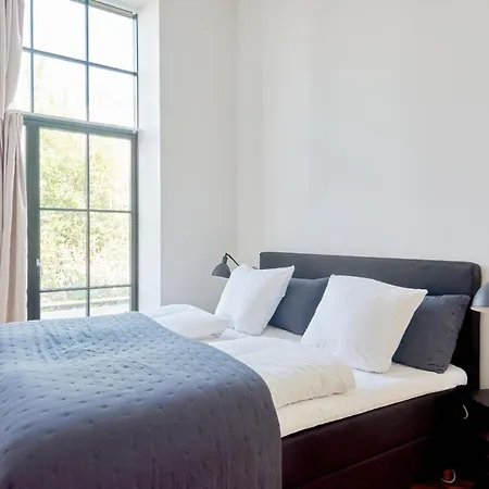 Cozy And Bright With Private Car Park Appartement Copenhague