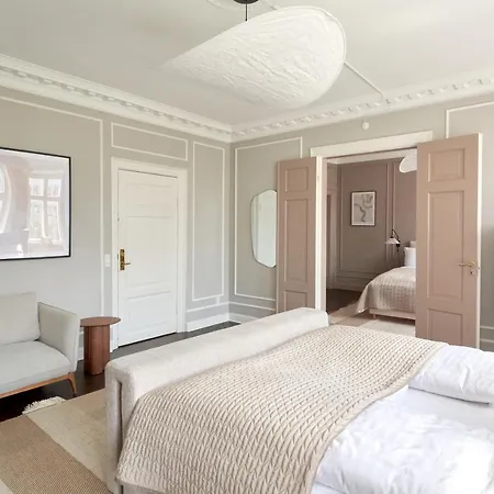220sqm Designer - Center - Private Balcony Appartement