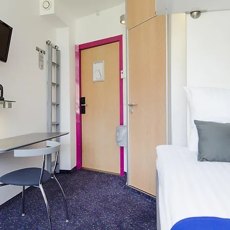 Hotel Cabinn City