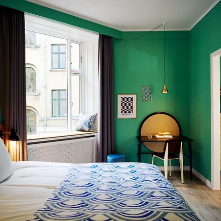 Coco Hotel 4*
