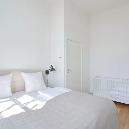 Cozy And Bright With Private Car Park Appartement *