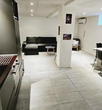 New York Basement Lägenhet *