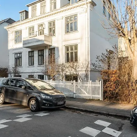 بيت شباب In Quiet White Hortensiavej 8 On Frederiksberg C كوبنهاجن