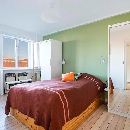 Apartment Hyggelig & Lys Lejlighed M.plads Til 4 - Amager