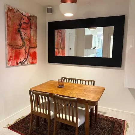 Central, Historical, Unique & Modern Cph Apartment
