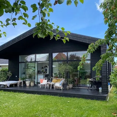 House In Beautiful Villa *