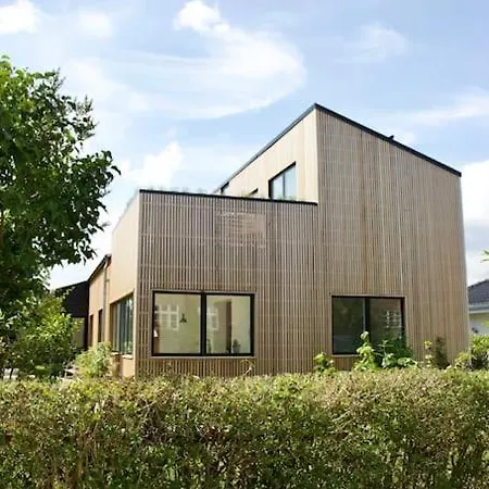House In Beautiful Villa *