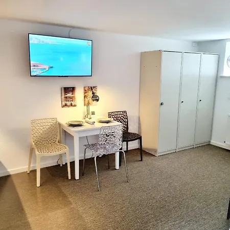 Lejlighed Neptun Studio-apartment With Terrace. København