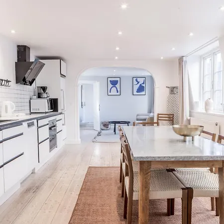 Penthouse W/rooftop Terrace In Latin Quarter Lägenhet