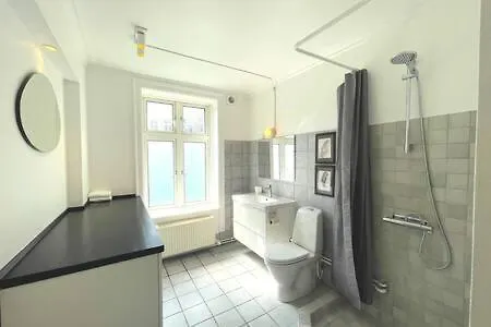 2 Bedroom Flat In Trendy Area Apartamento *