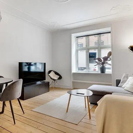 Perfectly Located Cozy Copenaghen
