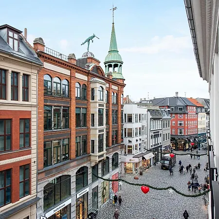 Apartment Sanders Leaves - Chic Three-bedroom In Downtown Copenhagen