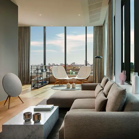 Nh Collection Hotel