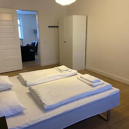 Købmagergade 57 * København